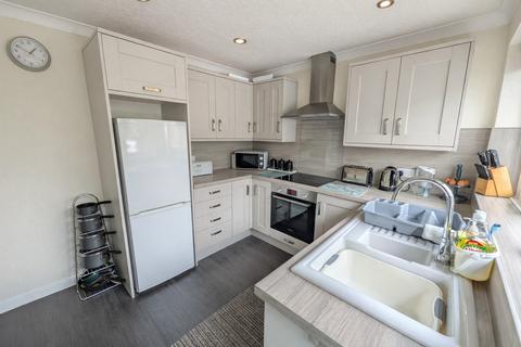 2 bedroom detached bungalow for sale, Longhurst View, Whitwell