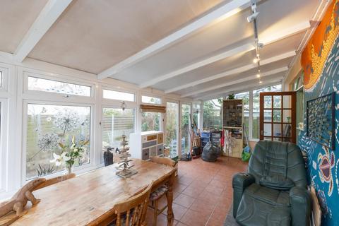 5 bedroom semi-detached house for sale, Pointes Rocques, St Sampsons