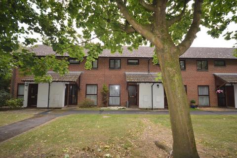 2 bedroom terraced house to rent, Poplar Road, Ashley, New Milton, Hampshire, BH25 5XP