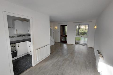 2 bedroom terraced house to rent, Poplar Road, Ashley, New Milton, Hampshire, BH25 5XP