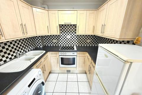 2 bedroom apartment for sale, Premier Court, Sherfield-on-loddon RG27