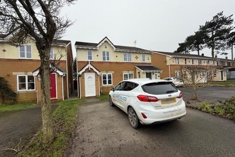 2 bedroom semi-detached house to rent, Linseed Avenue , Newark