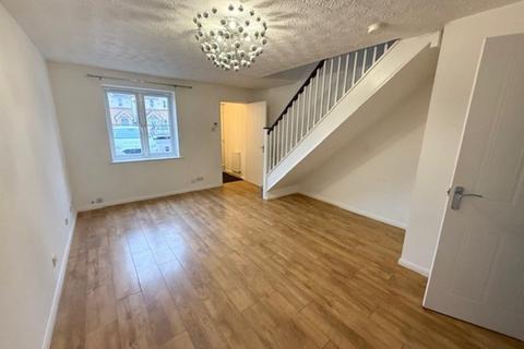 2 bedroom semi-detached house to rent, Linseed Avenue , Newark