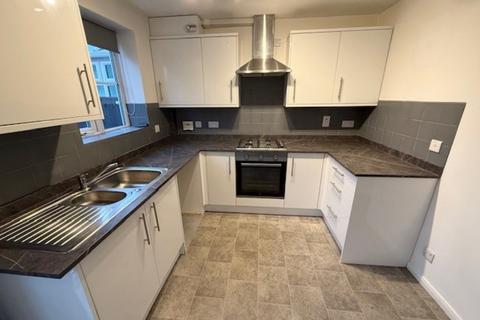 2 bedroom semi-detached house to rent, Linseed Avenue , Newark