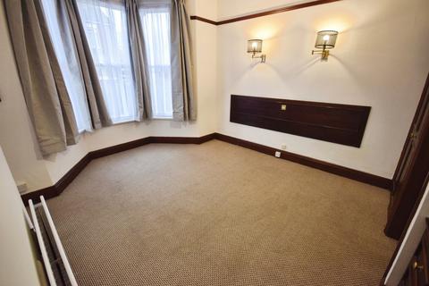 1 bedroom apartment to rent, Glebe House Mews, 12 Haydon Street