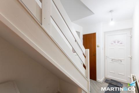 2 bedroom semi-detached house to rent, Kelfield Avenue, Harborne, B17