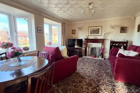 2 bedroom detached bungalow for sale, Waltham Close, Lincoln LN6