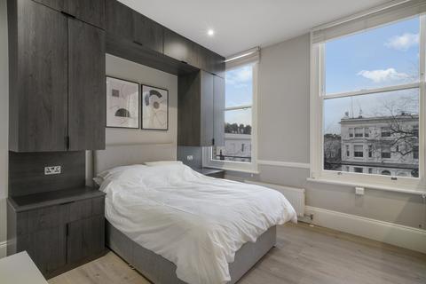 Studio to rent,  Vicarage Gate, London W8