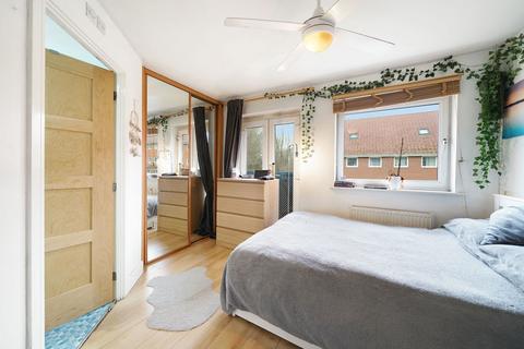 3 bedroom end of terrace house for sale, Wraysbury Drive, West Drayton UB7