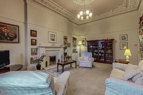 4 bedroom flat for sale, Lansdowne Crescent, Glasgow G20