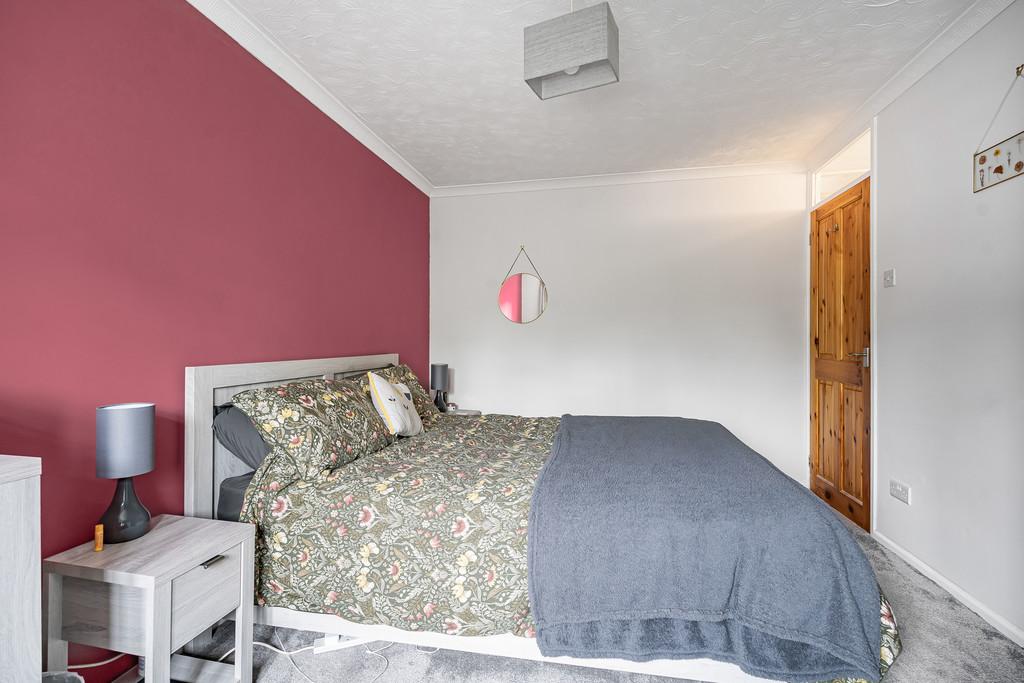 Bedroom 1 (3)