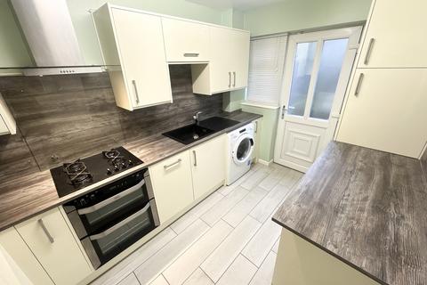 undefined, Raynville Rise, Bramley