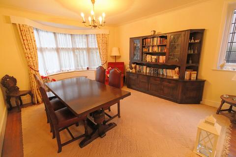 4 bedroom detached house for sale, London Road, Stoneygate, Leicester
