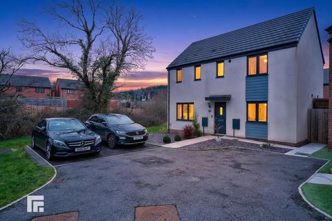 3 bedroom detached house for sale, Cilffordd Y Coed, Capel Llanilltern, Cardiff