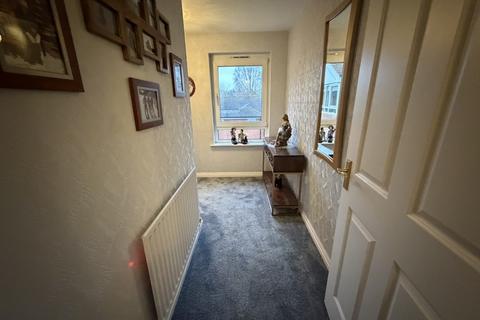 2 bedroom apartment for sale, Malvern Court, Solihull B91