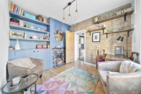 2 bedroom end of terrace house for sale, Darwin Road, Wood Green N22