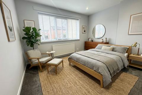 2 bedroom townhouse for sale, New Park Croft, Farsley