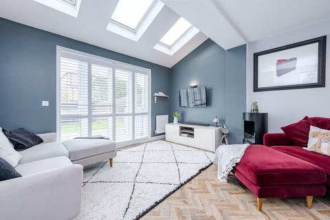 undefined, Van Brugh Avenue, Coulsdon CR5