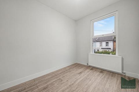 2 bedroom apartment to rent, Etherley Road, London