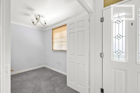 5 bedroom detached house for sale, Woodberry Down, Epping