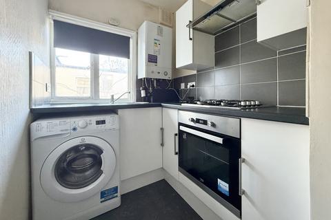 undefined, Oliver Avenue, South Norwood