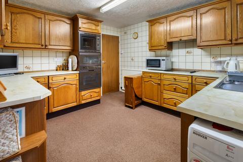 3 bedroom bungalow for sale, Burnside, Broughton, North Lincolnshire, DN20