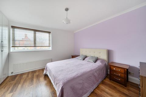 2 bedroom flat for sale, Elias Place, London, SW8