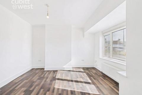 undefined, Bevendean Crescent, Brighton, BN2