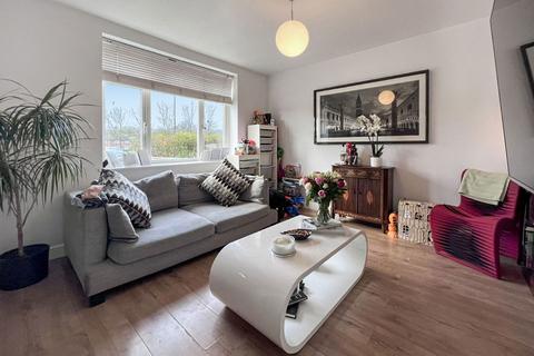 undefined, Callan Grove, Thurrock RM15