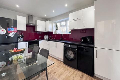 undefined, Callan Grove, Thurrock RM15