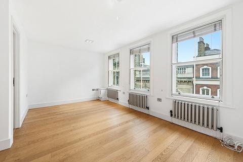 undefined, Wellington Street, WC2E