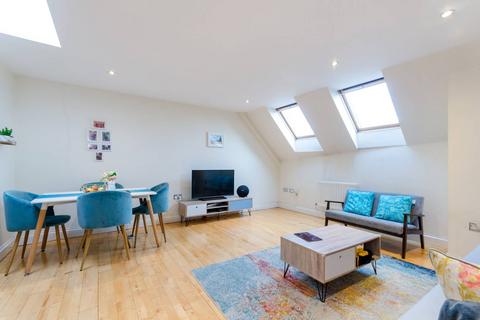 undefined, Old London Road, Kingston, Kingston upon Thames, KT2