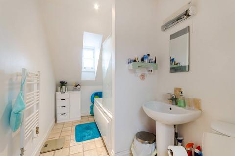 undefined, Old London Road, Kingston, Kingston upon Thames, KT2