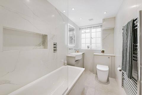 2 bedroom flat to rent, Stafford Court, High Street Kensington, London, W8