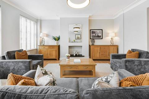 3 bedroom flat to rent, Stafford Court, High Street Kensington, London, W8