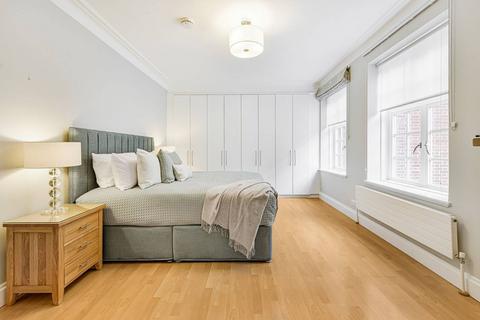3 bedroom flat to rent, Stafford Court, High Street Kensington, London, W8