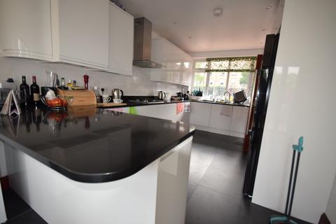 5 bedroom house share to rent, Kingston road, WIMBLEDON SW19