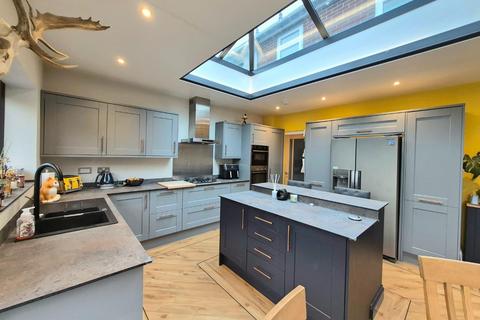 undefined, Manor Road, Earls Barton, Northamptonshire NN6