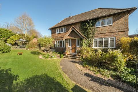 3 bedroom maisonette for sale, Weysprings, Haslemere, GU27
