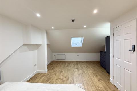 undefined, Somerset Road, Southall