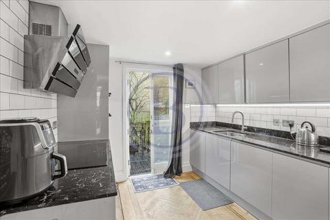 undefined, Corinne Road, London