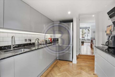 undefined, Corinne Road, London