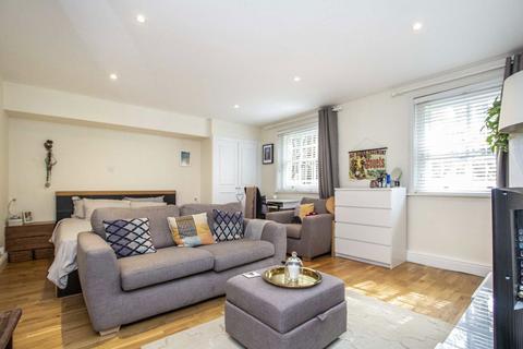 undefined, Homefield Road, London SW19
