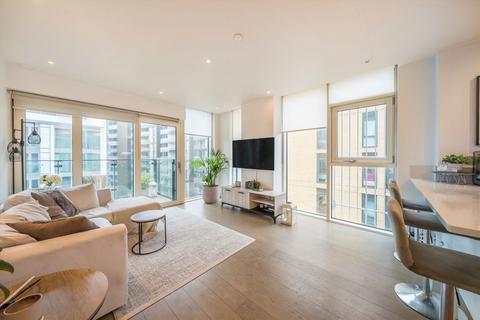 2 bedroom flat to rent, Enterprise Way, London SW18