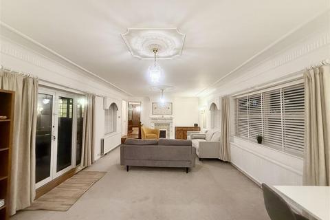 undefined, Montagu Road, Datchet, Slough