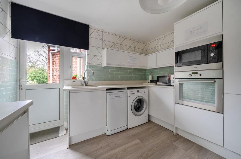 Kitchen angle 2