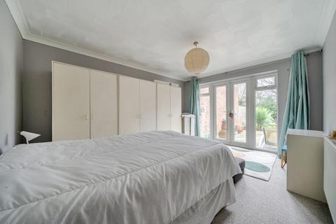 undefined, Dorchester Avenue, Bexley DA5