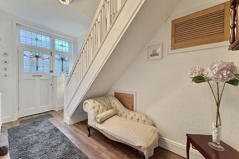 3 bedroom detached house for sale, Tipton Road, WOODSETTON, DY3 1AL