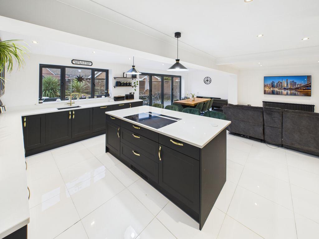 Living Dining...