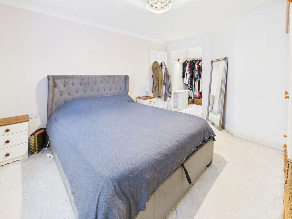 Main Bedroom with